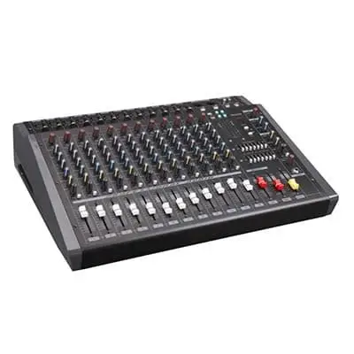 Mixeur 12 pistes Yamaha